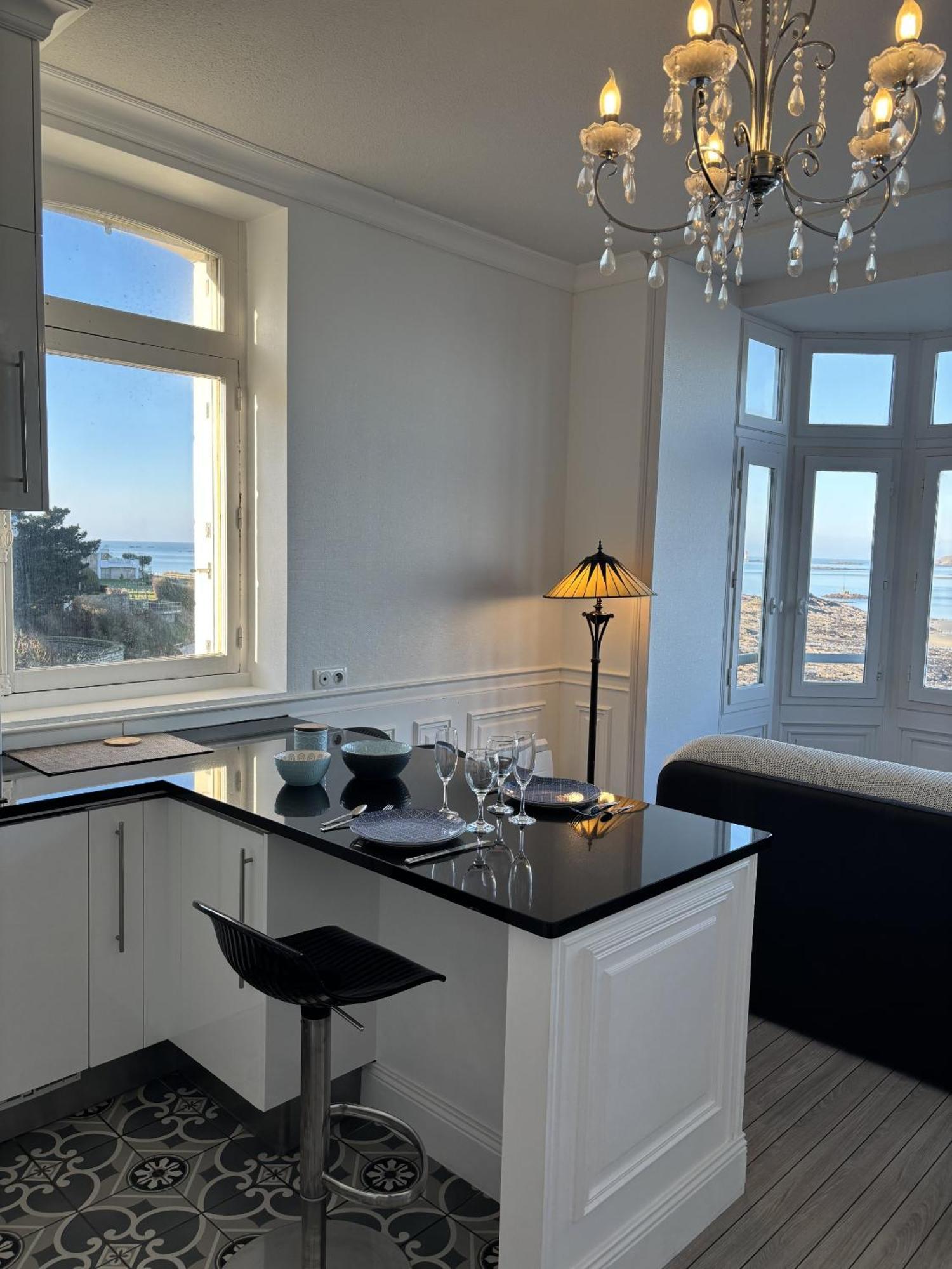 Villa Xixe Vue Mer Динард Стая снимка