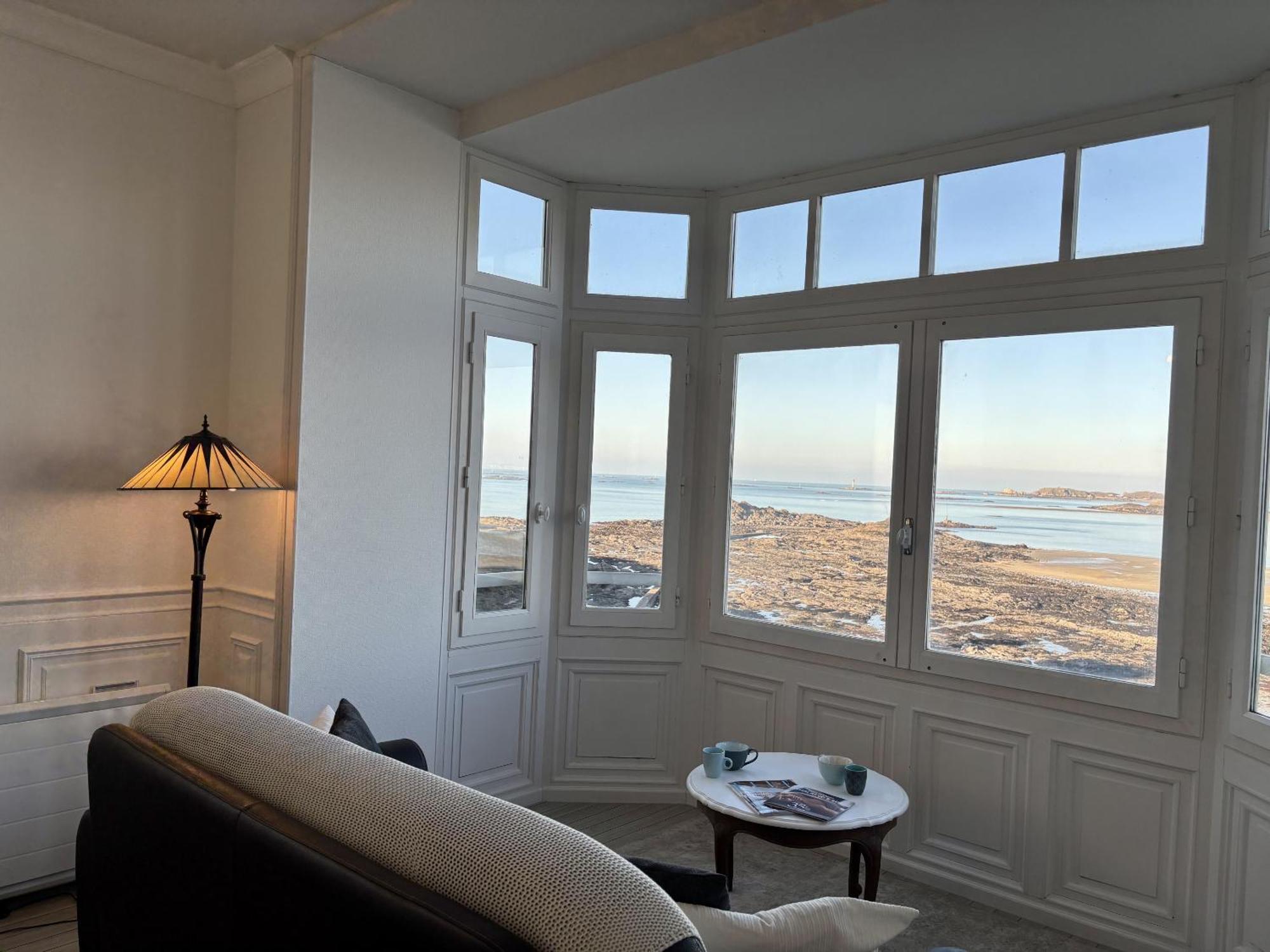 Villa Xixe Vue Mer Динард Екстериор снимка